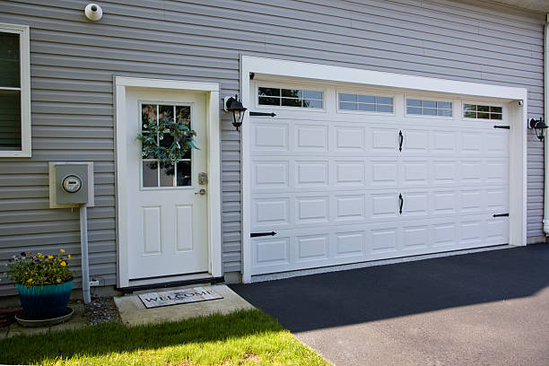 24/7 Emergency Garage Door Panel Replacement experts in Forked River, NJ
